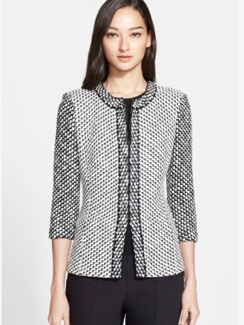 St. John Black and White Textured Knit Collarless Blazer size 8